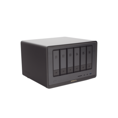 NASync DXP6800 Pro | SO UGOS Pro | Intel® i5 1235u 10-Core™ | 6-Bahias (SATA) Hasta 144TB | 2* M.2 SSD Hasta 16TB | 8GB DDR5 (Exp. a 64GB) | 2 Thunderbolt™4 | 2*10GbE | 1*USB3.2 Gen2 | 2*USB 2.0 | 2*USB 3.2Gen2 | HDMI 2.1 8K | SD 4.0