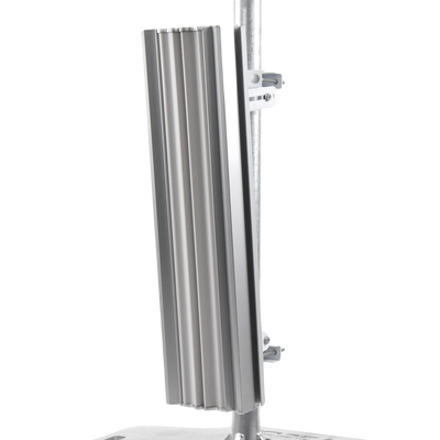 Antena sectorial para estaciones base airMAX AC de 45° de cobertura horizontal, en 5 GHz (5150 - 5875 MHz) de 22 dBi