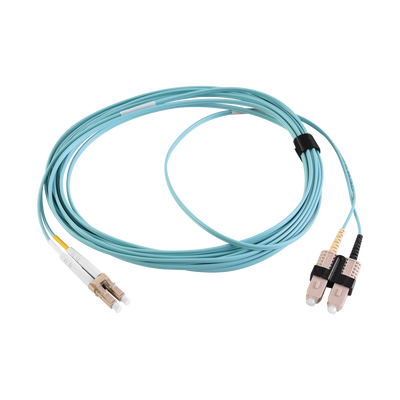 Jumper de Fibra Óptica Multimodo 50/125 XGLO OM3, LC-SC Duplex, OFNR, Color Aqua, 3 Metros (9.84 Pies)