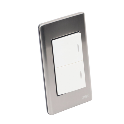 Apagador Doble de 10 A/ 127 V CA ~ 60 Hz /  Placa de Acero.