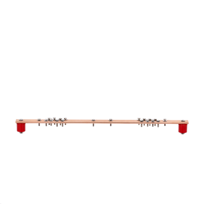 Barra Distribución Tierra Rack 19" / 100% Cobre / 550A Capacidad / Aisladores Rojos / 0.64 cm Espesor / J-STD-607-A