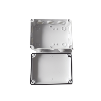 Caja de Conexiones Impermeable IP65, 10 Entradas, Dimensiones 150 x 110 x 70 mm, para Instalaciones Industriales, Comerciales y Residenciales, Incluye Tornillería para su Instalación