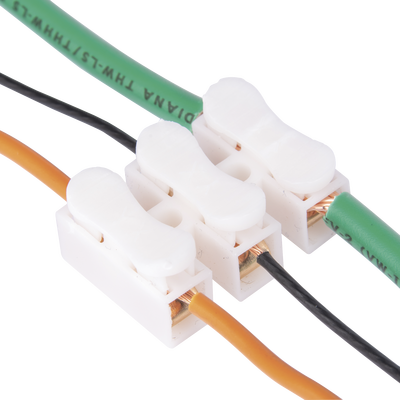 Conector tipo PUSH de 3 Contactos / Para una Conexión Rápida / Puentes de Cables
