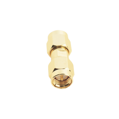 Adaptador Tipo Barril, de Conector SMA Macho a SMA Macho, Oro/ Oro/ Teflón.â€‹