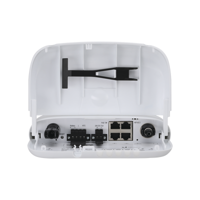 Controlador de carga MPPT SunMax Solar Point 24V 7A para exterior con switch PoE pasivo 24V integrado para alimentar equipos airMAX