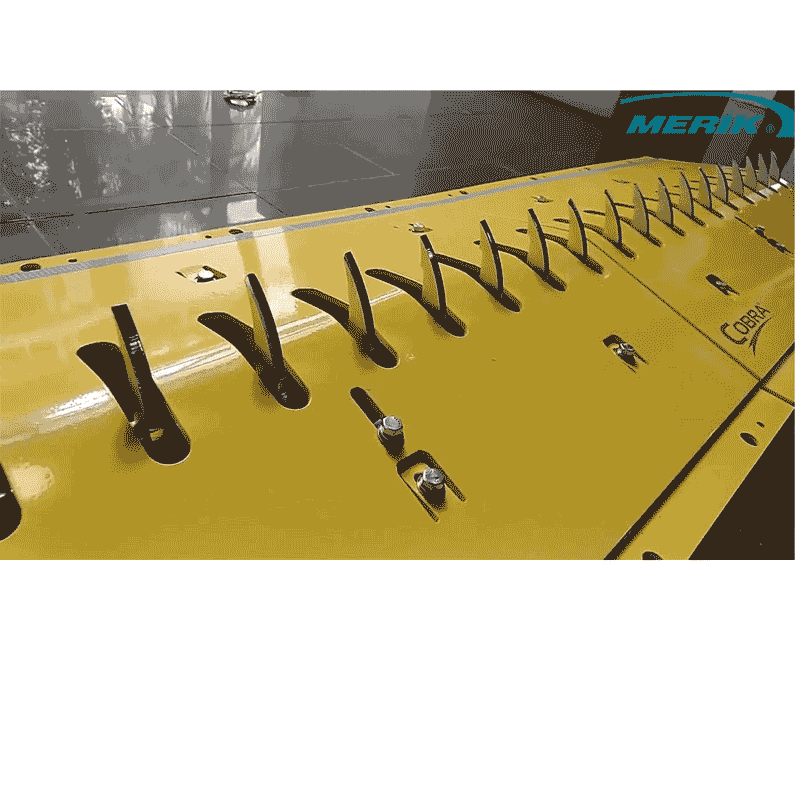 MERIK 12300PY6P - Paquete de picos poncha llantas LIFTMASTER / Montaje superficial / 2 Tramos de 91cm cada uno / Color amarillo / Incluye par de biseles laterales