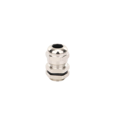 Conector Metálico Tipo Glándula para Cable de 3 a 6.5 mm de Diámetro.