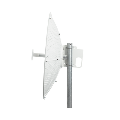 Antena direccional para C5x, C6x, B6X y B5x, Guía de onda para mantener la integridad de la señal y minimiza la pérdida en transmisión , 4.9 - 6.5 GHz, 3 ft, Ganancia de 34 dBi, Montaje incluido