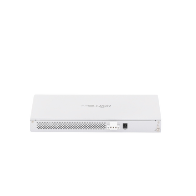 Switch UniFi 7 puertos (1 x consola, 4 x PoE++ 802.3bt y 2 SFP+)
