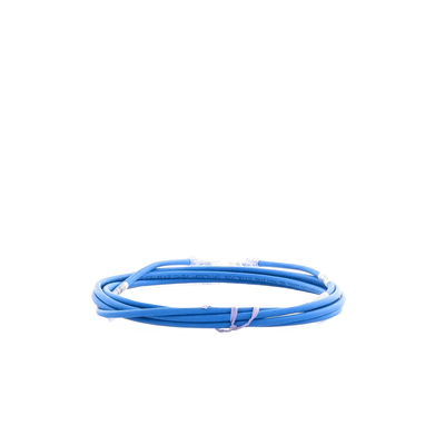 Cable de Parcheo UTP Cat6A, CM/LSZH, Diámetro Reducido (28AWG), Color Azul, 2.44 Metros (8 Pies)
