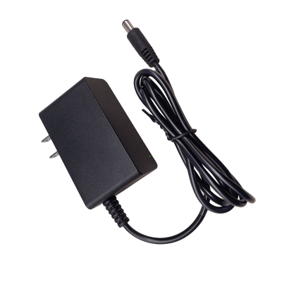 Adaptador de Corriente DC / 5V 3A 15W / Entrada 100-240V AC / Protección Sobre-Corriente y Cortocircuito / LED Indicador / Plug 5.5mm x 2.1mm