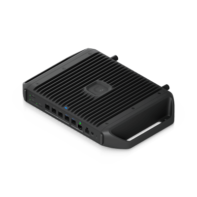 Cloud Gateway Industrial Rugerizado sin Ventilador con Puertos 10 GbE, 350W de Potencia Total para Despliegues PoE de Alta Densidad, Enrutamiento Avanzado y Almacenamiento microSD para Aplicaciones UniFi